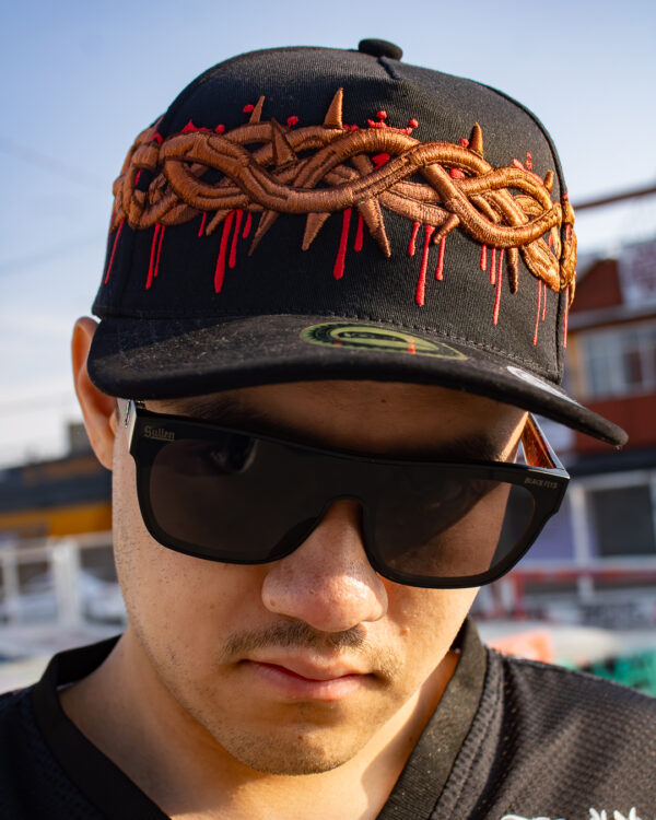 GORRA CORONA DE ESPINAS